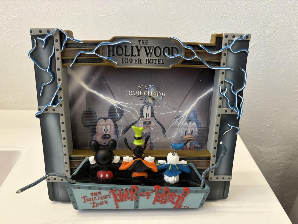 Disney Twilight Zone Tower Of Terror Hollywood Hotel 5x7 Picture 3D Frame